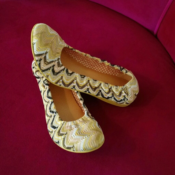 Missoni-esque flats