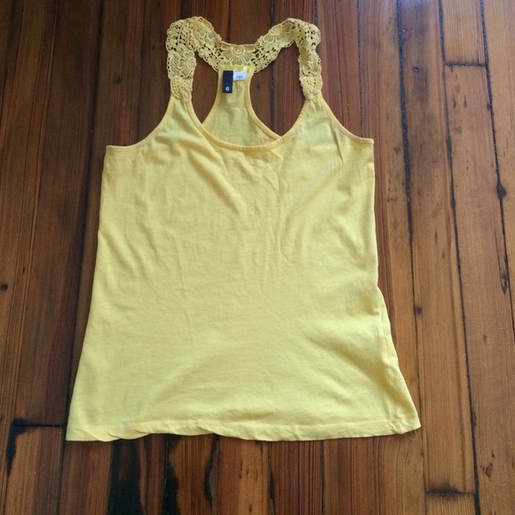 Beautiful yellow Racerback tank with lace