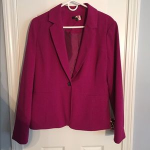 Magenta color blazer