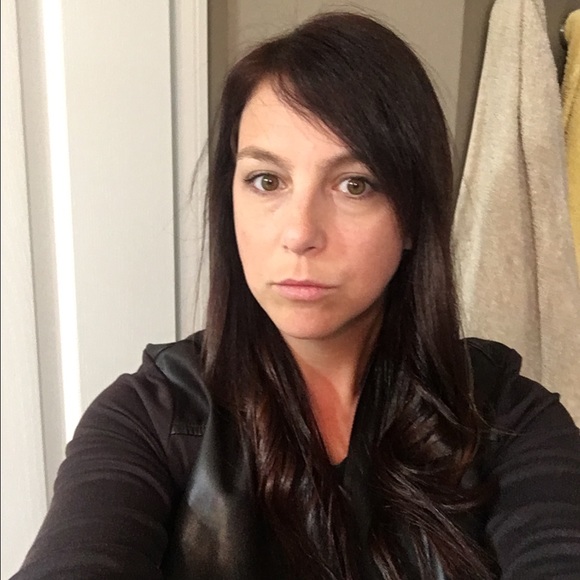 ⭐️I AM A SUGGESTED USER ⭐️ Shop with confidence - Picture 3 of 4