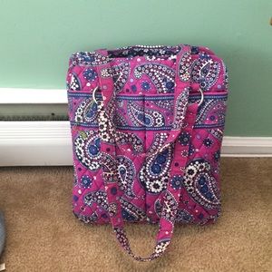 Vera Bradley tote bag.