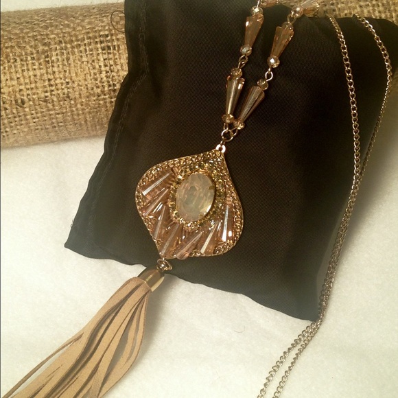 Beautiful long necklaces with fringes.
