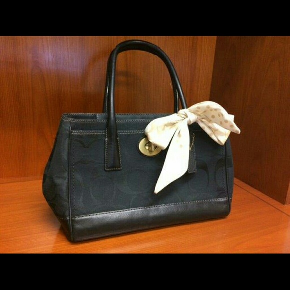 Authentic Coach Madeline tote