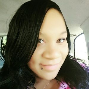 Meet your Posher, Donyel