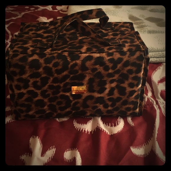 Leopard makeup bag