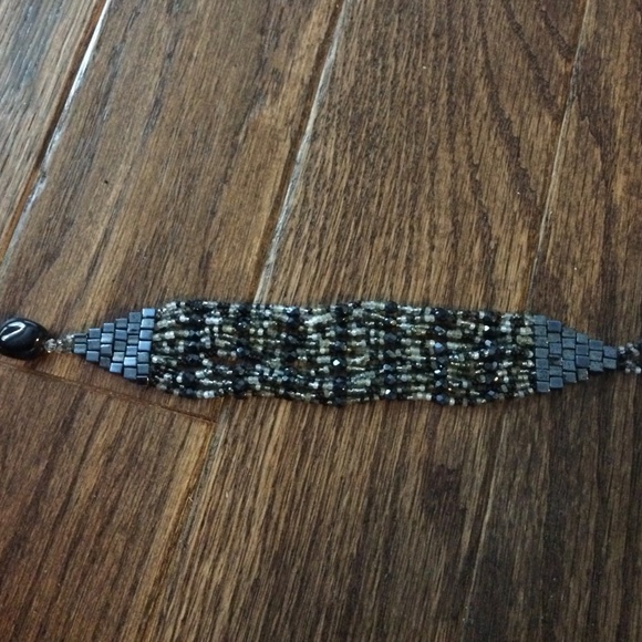 Beaded bracelet