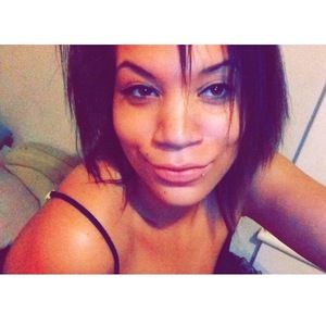 Meet your Posher, Tesia