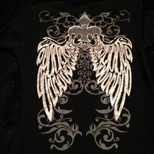 Nice long sleeve shirt 💫