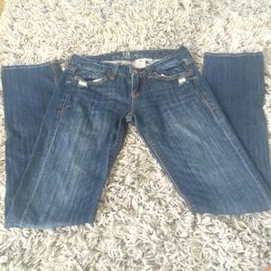 comfy Los Angeles jeans