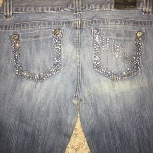 GUESS JEANS