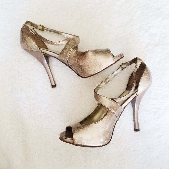 Carlos Santana Shoes - Gold Heels