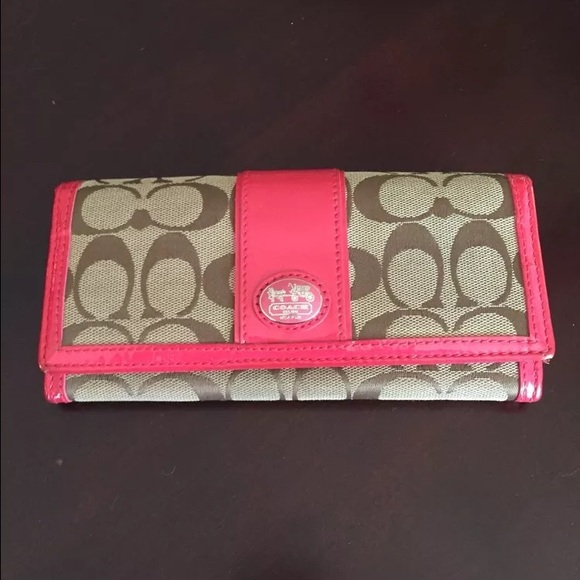 Coach wallet