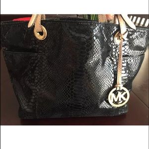 Michael Kors purse