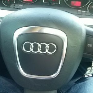 Meet your Posher, Ellard