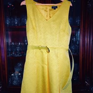 TAHARI Arthur S. Levine dress