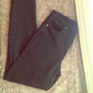 Forever 21 Black high waisted skinnies