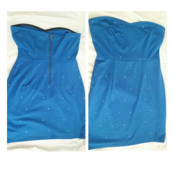 🌟Urban Outfitters 🌟 Silence + Noise Dress - Picture 3 of 4