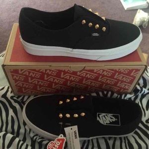 VANS black studded gold metallic gore 6.5