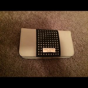 Wallet/ cellphone holder