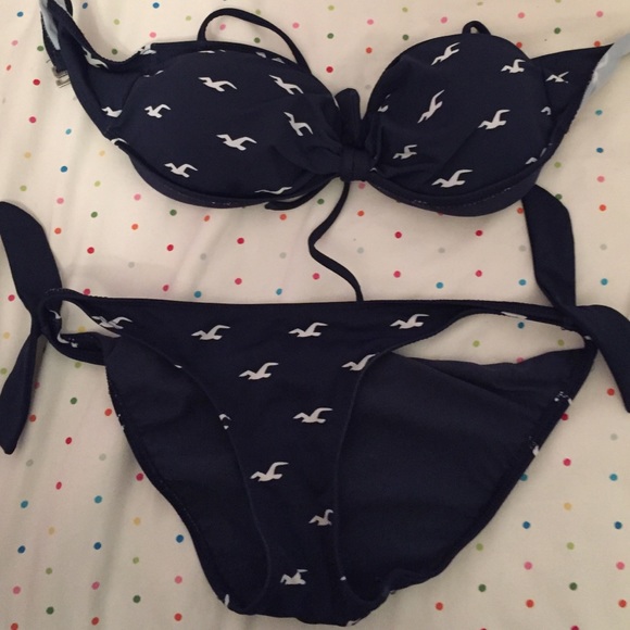 Hollister bathing suit