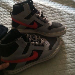 Nike shoes/ deltas air forces in mens