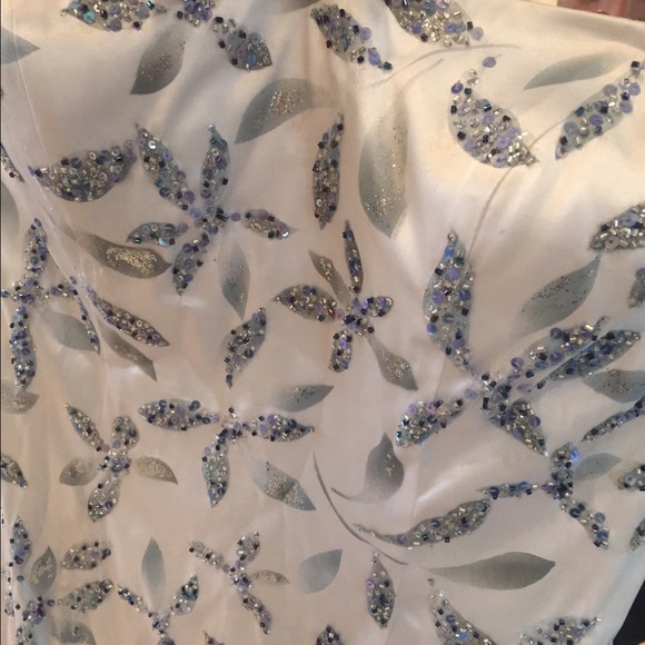 Custom evening gown - Picture 4 of 4