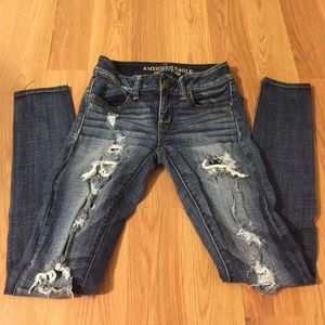Gently worn American Eagle skinny jeans