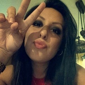 Meet your Posher, Erika