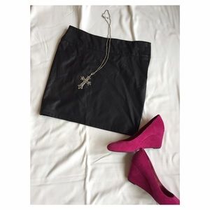 FOREVER 21 : Faux Leather Skirt, Large
