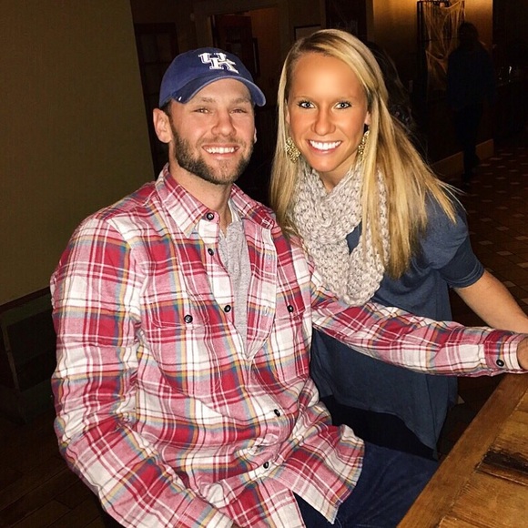 Meet your Posher, Casey