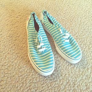 Size 7.5 keds