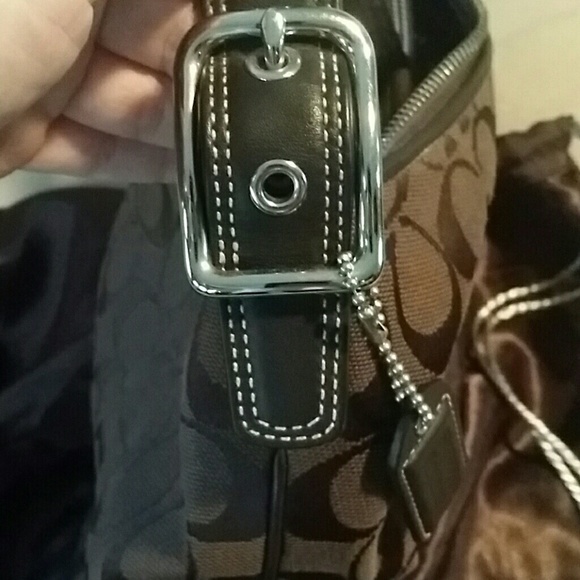 LAST DAY SALE...NWOT Authentic coach purse - Picture 4 of 4