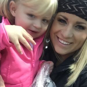 Meet your Posher, Staci