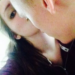 Meet your Posher, Mia