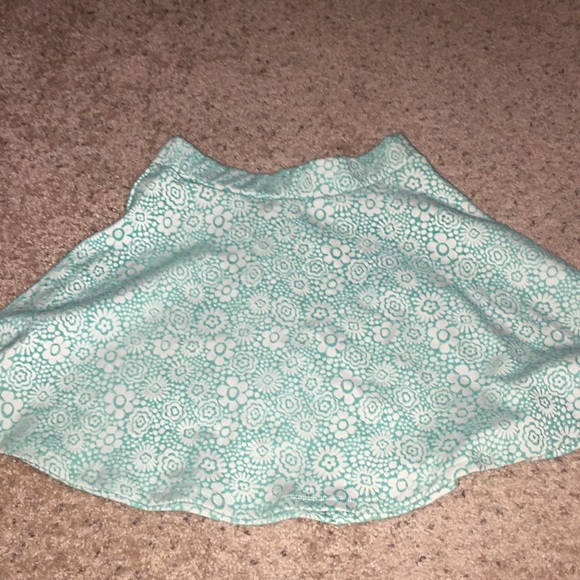 Skater skirt.