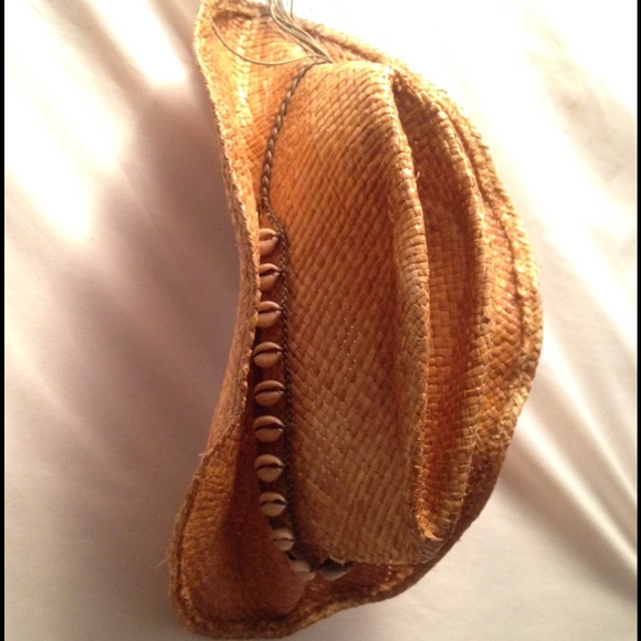 Straw hat - Picture 3 of 4