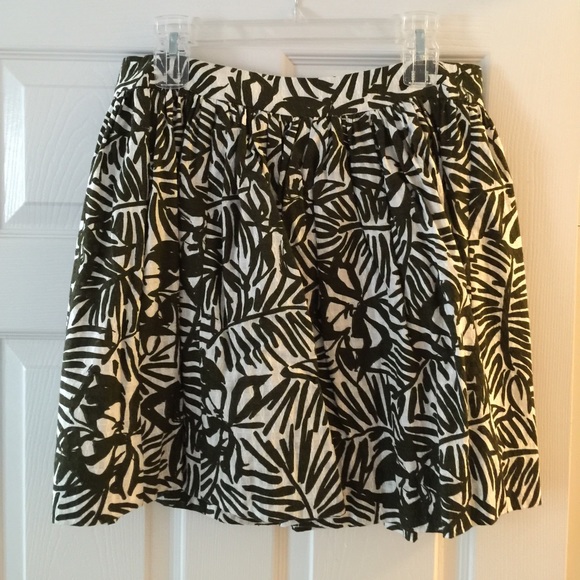 kate spade of new york circle skirt! Never worn! - Picture 2 of 2