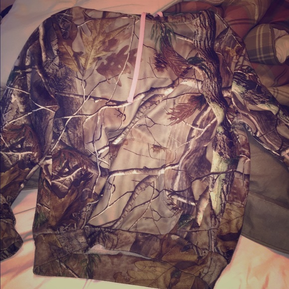 Real tree camo hoodie