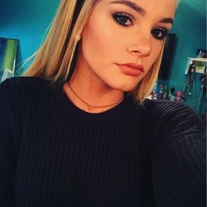 Meet your Posher, Maddie