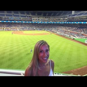 Meet your Posher, Kelly