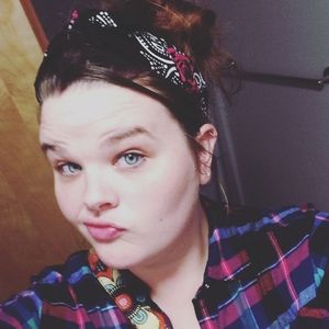 Meet your Posher, Samantha