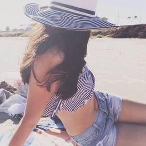 Meet your Posher, Nasim