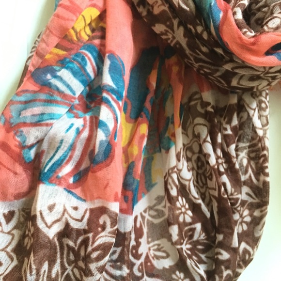Multicolored scarf - Picture 2 of 2