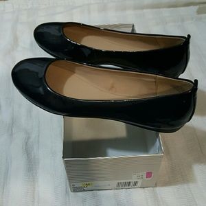 Easy Spirit Comfort Flats