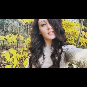 Meet your Posher, Alexandra