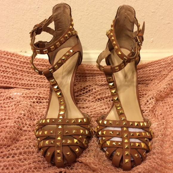 Brandnew Zara studded heels