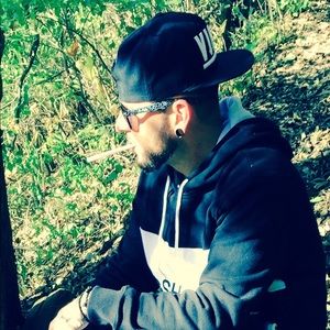 Meet your Posher, Chase