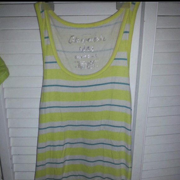 Lot of Two Aeropostale Shirts - Picture 3 of 3