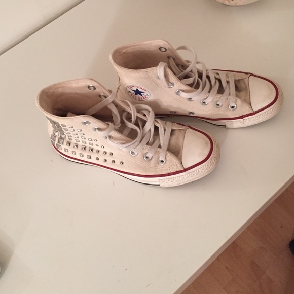 studded converse