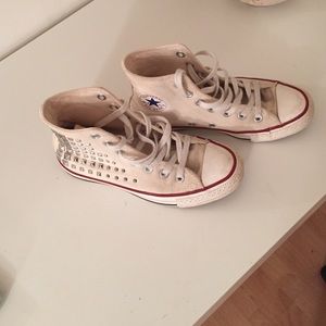 studded converse